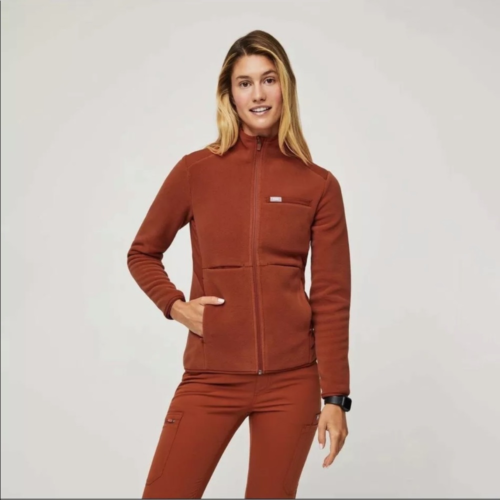 NWT FIGS Limited Edition Auburn On Shift Fleece Jacket XS